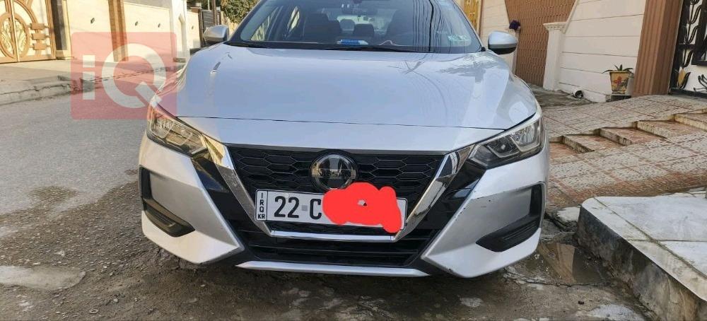 نيسان سنترا